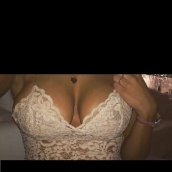 Yaele - Annonce sexe à Béarn Profil de Yaele, 39 ans, Annonce sexe à Béarn (Québec)